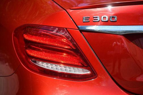 2017 Mercedes-Benz E-Class 4MATIC