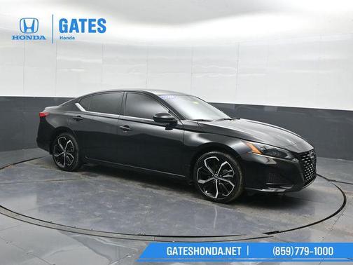 2024 Nissan Altima SR FWD