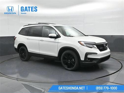 2022 Honda Pilot AWD Black Edition