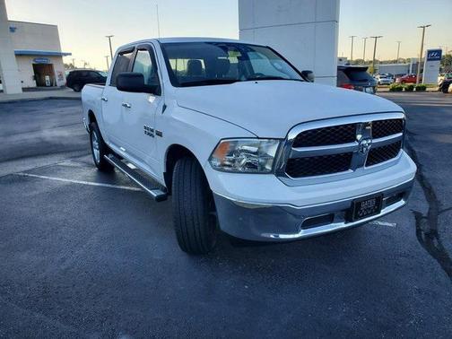 2018 RAM 1500 SLT