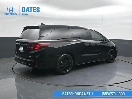 Crystal Black Pearl 2025 Honda Odyssey Sport-L