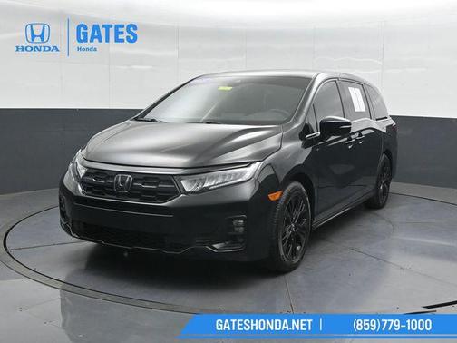 Crystal Black Pearl 2025 Honda Odyssey Sport-L