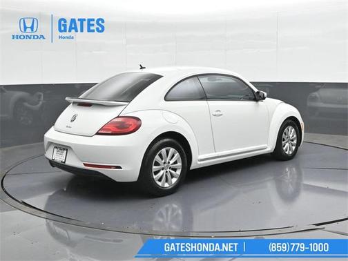 2019 Volkswagen Beetle 2.0T S