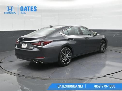 2023 Lexus ES 350 Base