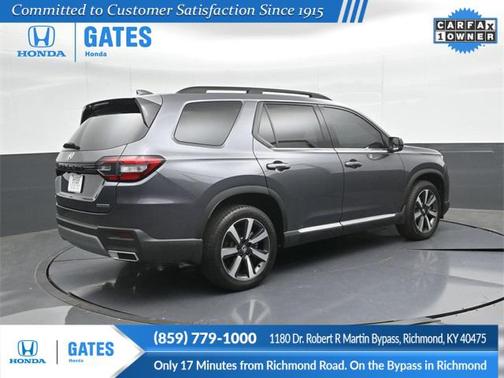 2024 Honda Pilot Touring 8-Passenger
