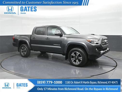 2017 Toyota Tacoma TRD Sport