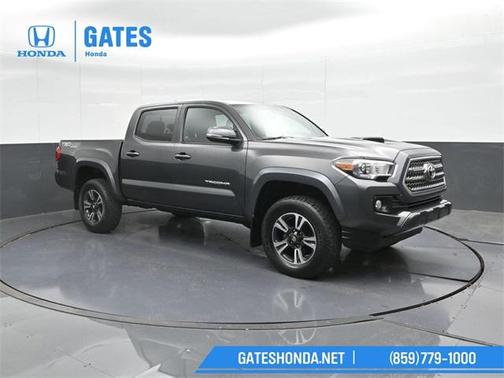 2017 Toyota Tacoma TRD Sport