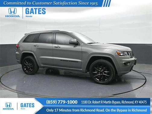 2022 Jeep Grand Cherokee Laredo