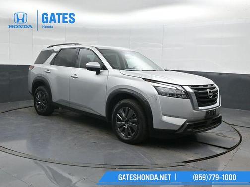 2023 Nissan Pathfinder SV 4WD