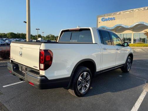 White Diamond Pearl 2018 Honda Ridgeline RTL-E