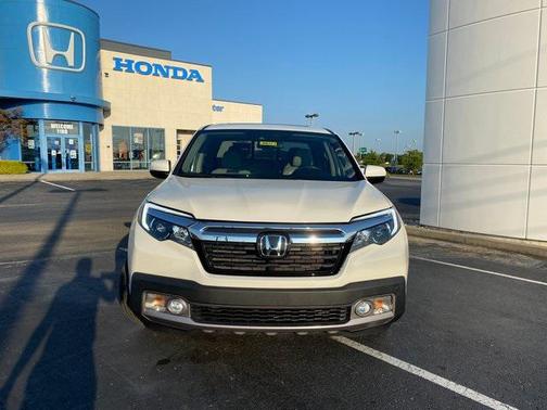 White Diamond Pearl 2018 Honda Ridgeline RTL-E