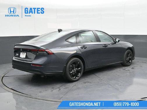 Meteorite Gray Metallic 2025 Honda Accord SE