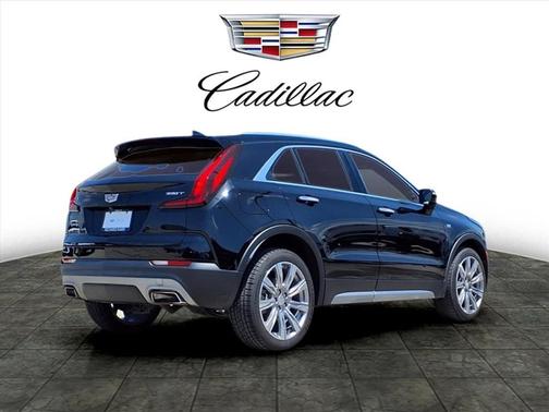 2021 Cadillac XT4 Premium Luxury