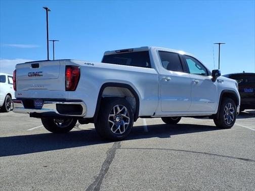 2025 GMC Sierra 1500 SLE