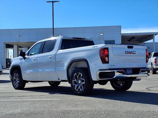 2025 GMC Sierra 1500 SLE
