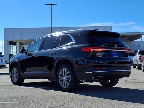 2025 Buick Enclave Preferred FWD