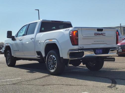 2025 GMC Sierra 3500 SLT