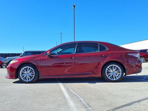 2018 Toyota Camry XLE