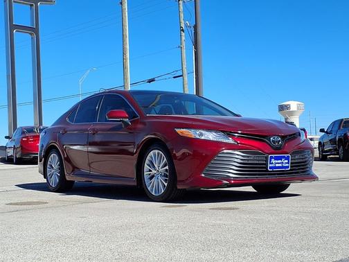 2018 Toyota Camry XLE