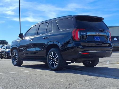 2022 GMC Yukon 4WD AT4