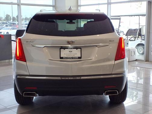 2017 Cadillac XT5 Base
