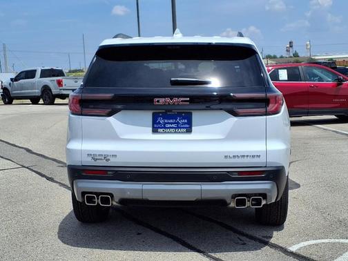2026 GMC Acadia FWD Elevation