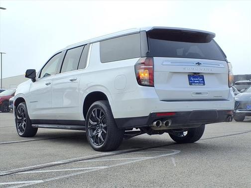 2023 Chevrolet Suburban Premier