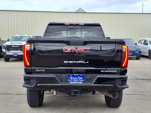 2025 GMC Sierra 2500 Denali