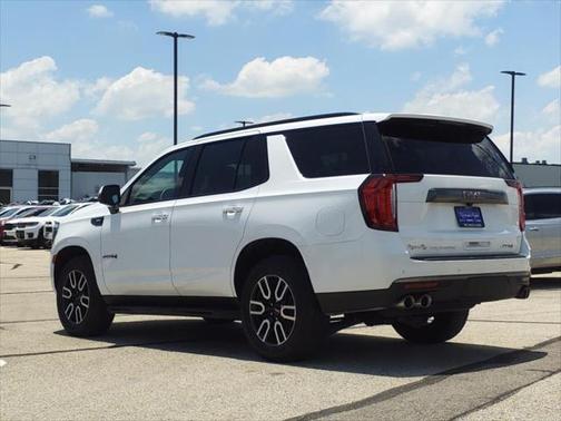 2023 GMC Yukon 4WD AT4