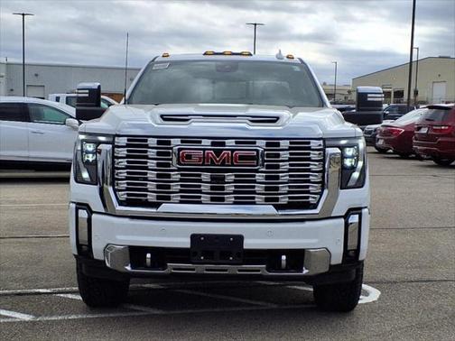 2025 GMC Sierra 2500 Denali