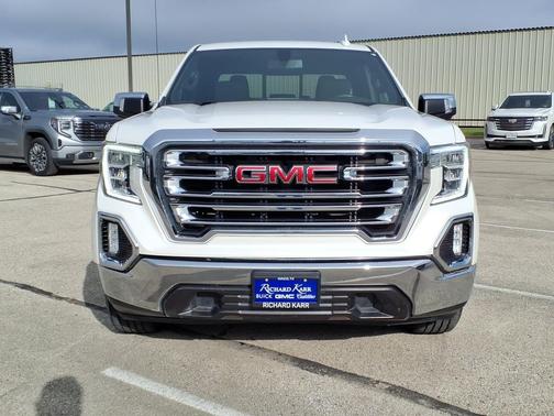 White Frost Tricoat 2021 GMC Sierra 1500 SLT