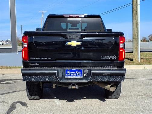 2022 Chevrolet Silverado 2500 High Country