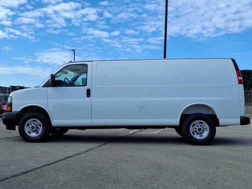 2025 GMC Savana 2500 Work Van