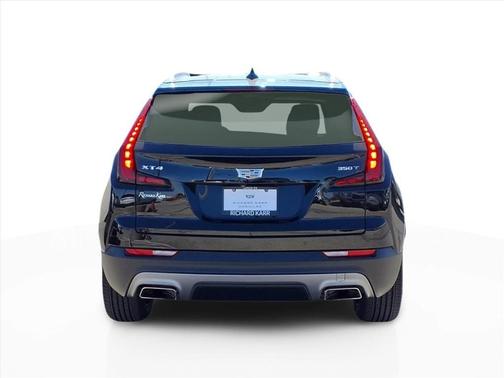 2022 Cadillac XT4 Premium Luxury