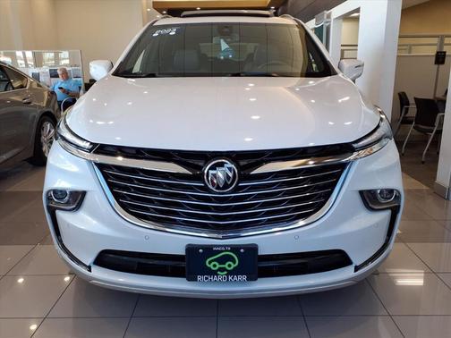 2023 Buick Enclave Essence FWD