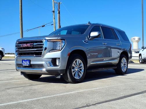 2023 GMC Yukon SLT