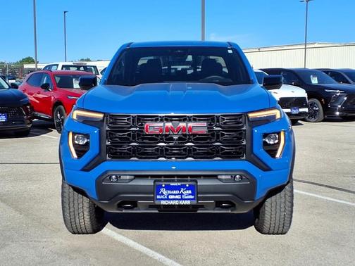 2025 GMC Canyon Elevation