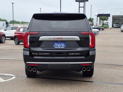 2024 GMC Yukon XL Denali