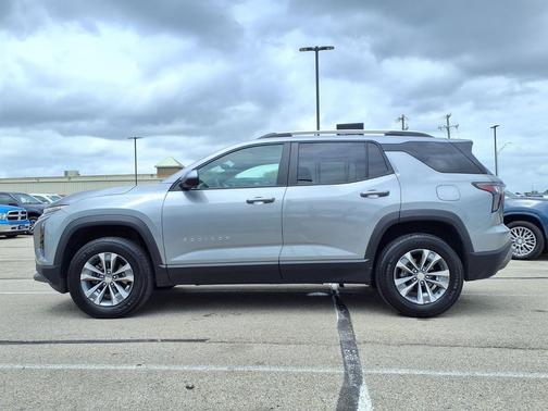 Sterling Gray Metallic 2025 Chevrolet Equinox 1LT
