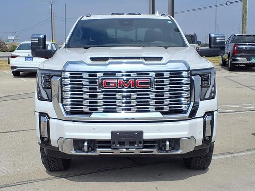2024 GMC Sierra 2500 Denali