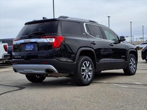 2023 GMC Acadia FWD SLT