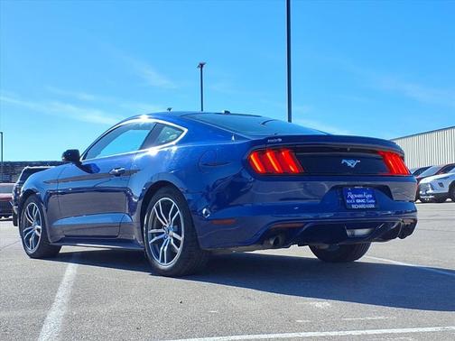 2016 Ford Mustang EcoBoost Premium