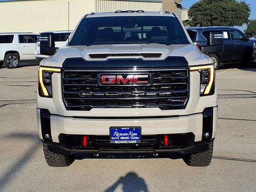 2026 GMC Sierra 2500 AT4