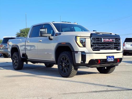 2026 GMC Sierra 2500 AT4