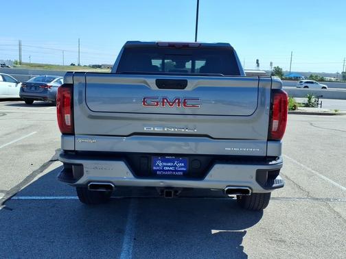 Sterling Metallic 2023 GMC Sierra 1500 Denali