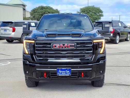 2026 GMC Sierra 2500 AT4