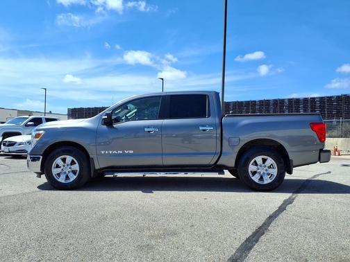 Gun Metallic 2018 Nissan Titan SV