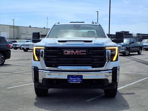 2025 GMC Sierra 2500 Base