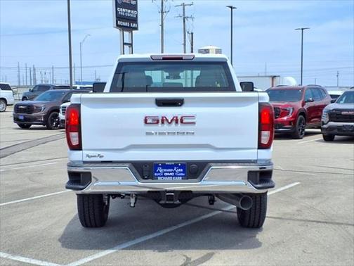 2025 GMC Sierra 2500 Base