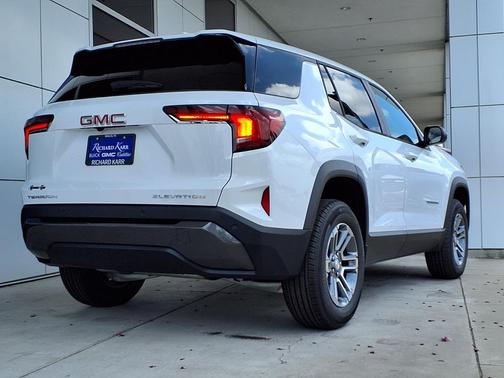 Summit White 2026 GMC Terrain FWD Elevation